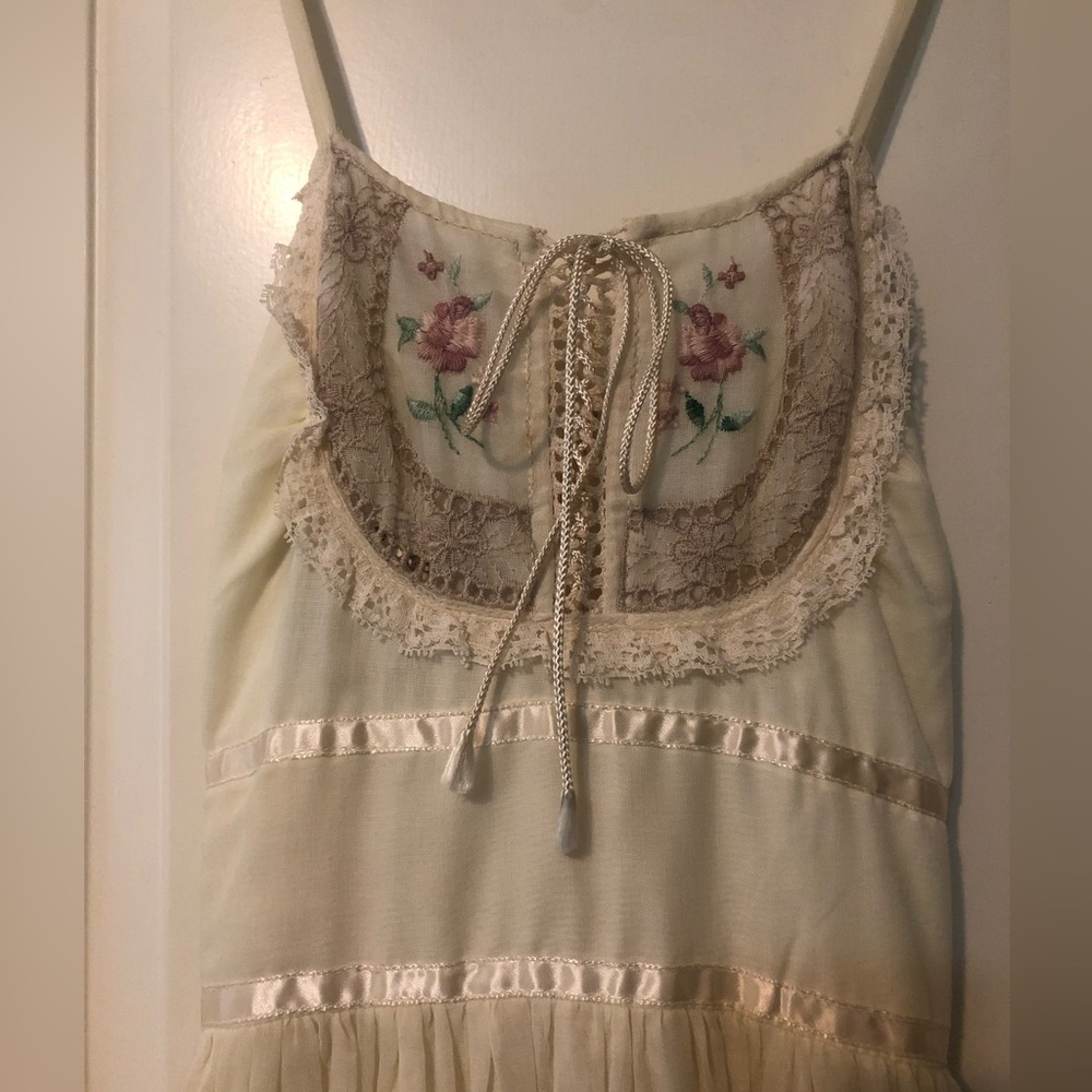 1970s Gunne Sax cream color long cottagecore dress